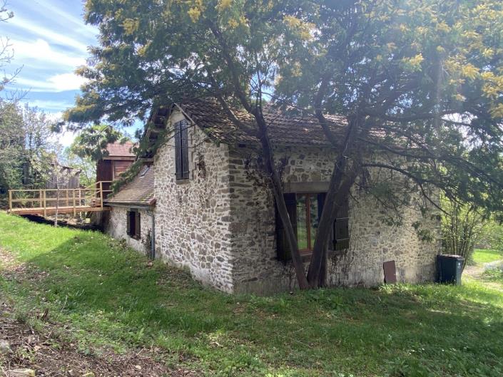 Image No.23-3 Bed Farmhouse for sale