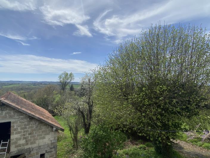 Image No.14-3 Bed Farmhouse for sale