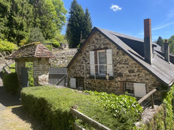 Image No.2-3 Bed Country House for sale