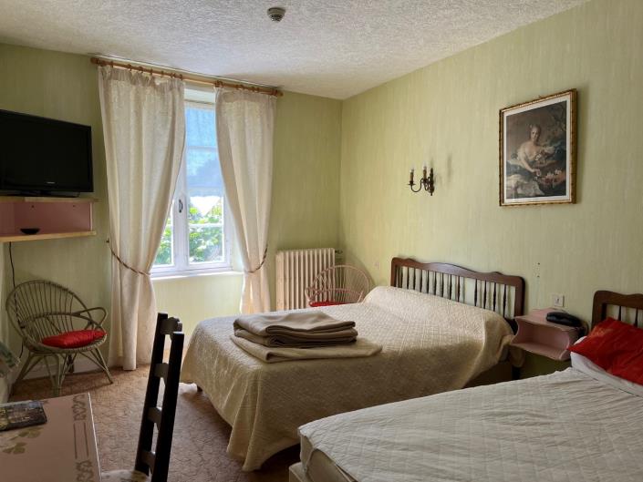 Image No.16-11 Bed House for sale