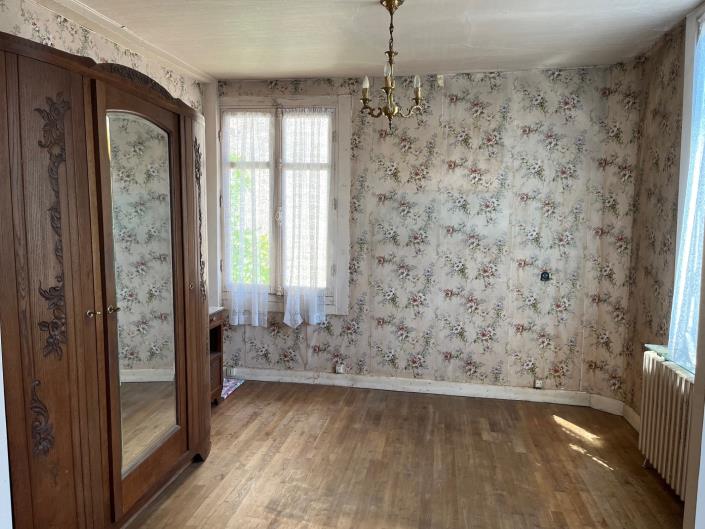 Image No.9-3 Bed Village House for sale