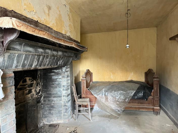 Image No.9-1 Bed Farmhouse for sale