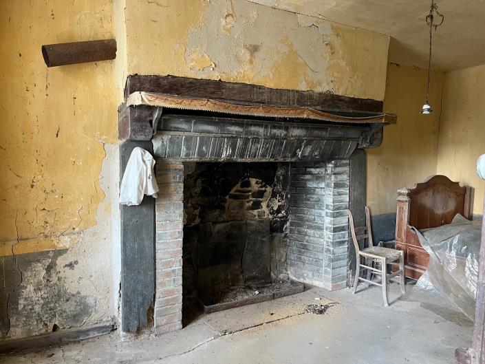 Image No.11-1 Bed Farmhouse for sale