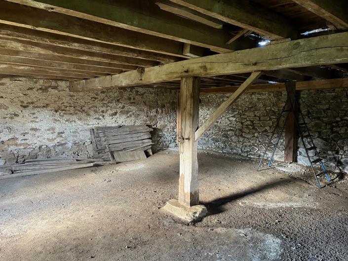 Image No.17-1 Bed Farmhouse for sale