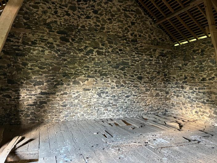 Image No.19-1 Bed Farmhouse for sale