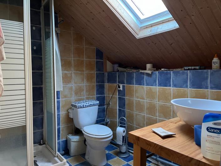 Image No.14-2 Bed Country Property for sale