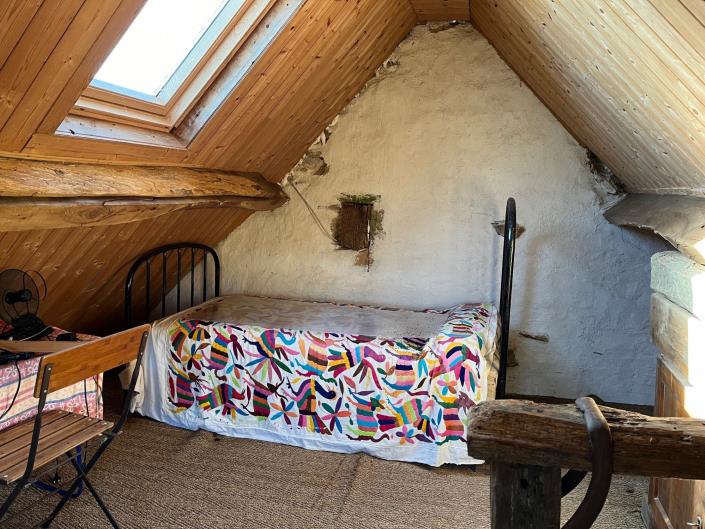 Image No.16-2 Bed Country Property for sale