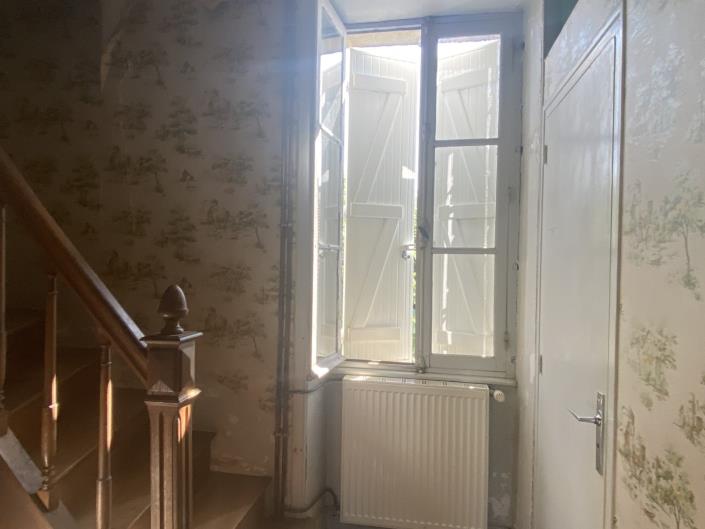 Image No.14-4 Bed Farmhouse for sale