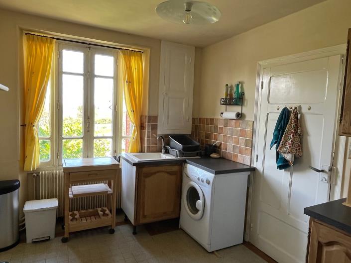 Image No.9-2 Bed Country House for sale