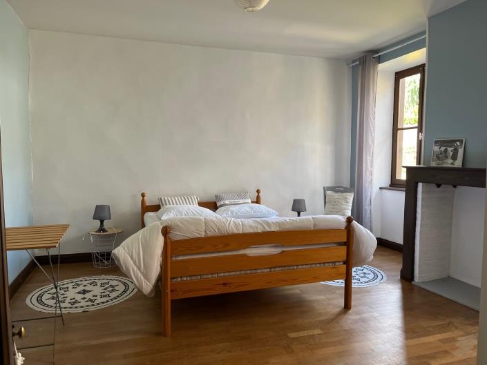 Image No.8-2 Bed Village House for sale