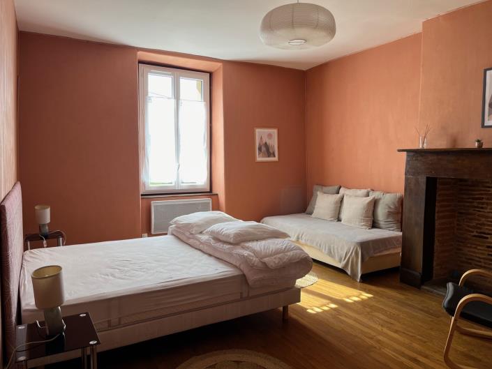 Image No.10-2 Bed Village House for sale