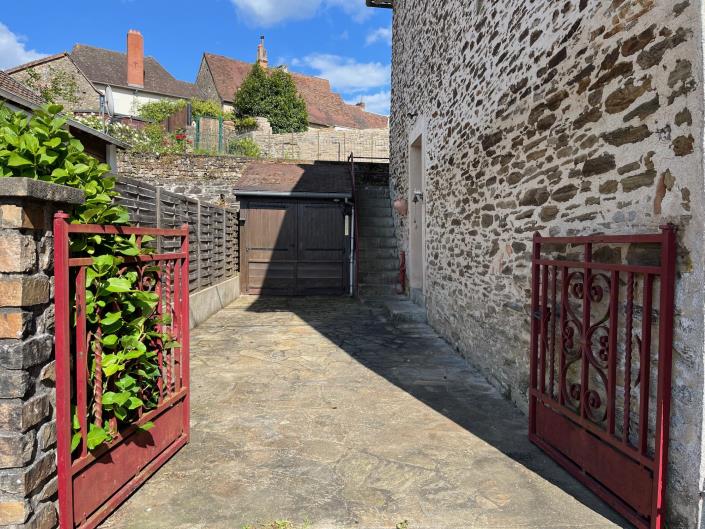 Image No.4-2 Bed Village House for sale