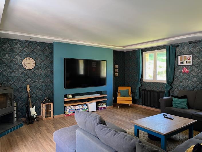 Image No.9-4 Bed Country Property for sale