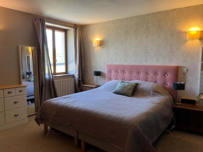 Image No.11-4 Bed Country Property for sale