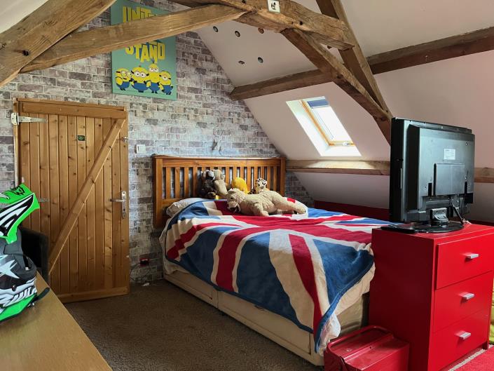 Image No.13-4 Bed Country Property for sale