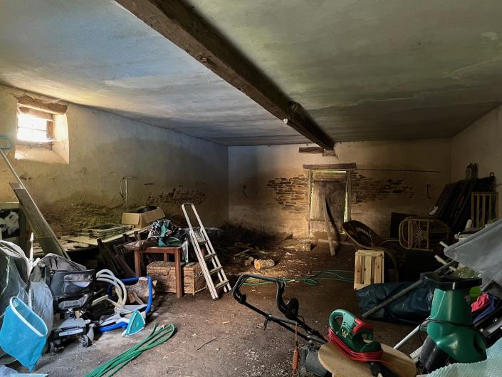 Image No.6-3 Bed Village House for sale