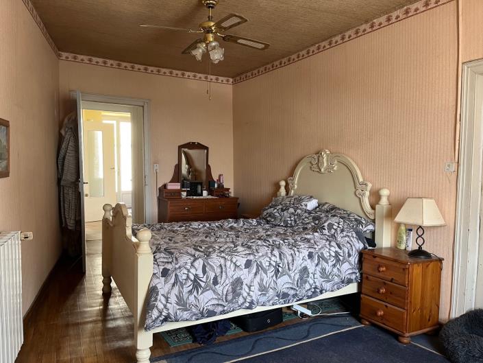 Image No.8-3 Bed Village House for sale