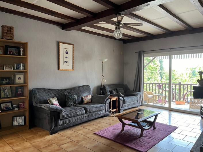 Image No.6-3 Bed Village House for sale