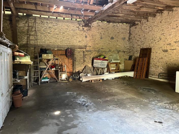 Image No.15-4 Bed Country House for sale