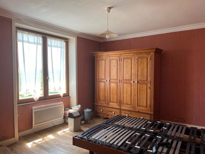 Image No.26-4 Bed Country House for sale