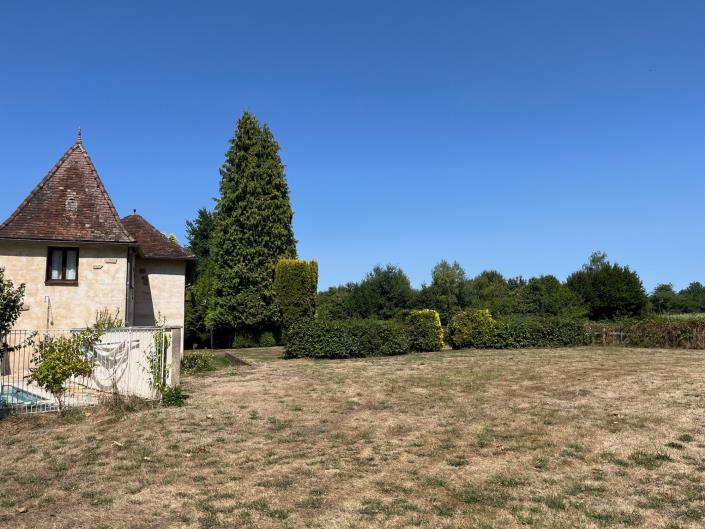 Image No.18-3 Bed Country Property for sale