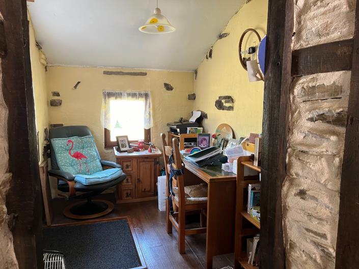 Image No.10-3 Bed Country Property for sale