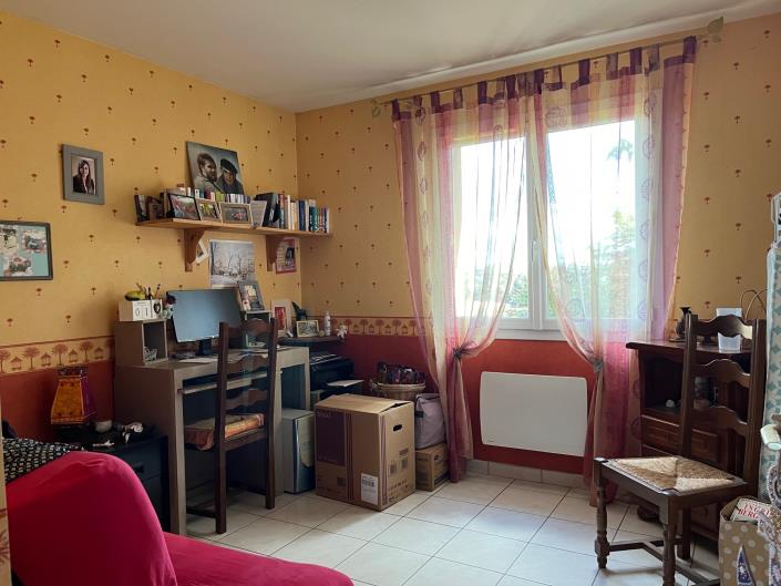 Image No.12-3 Bed Bungalow for sale