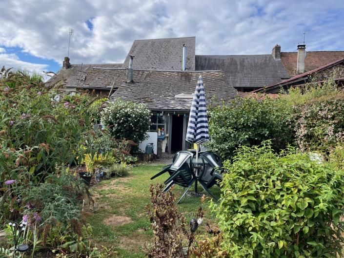 Image No.2-4 Bed Village House for sale