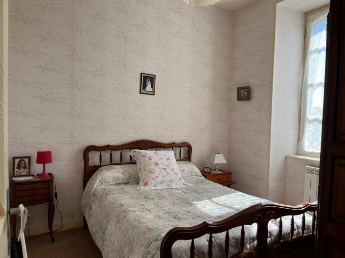 Image No.8-5 Bed Village House for sale