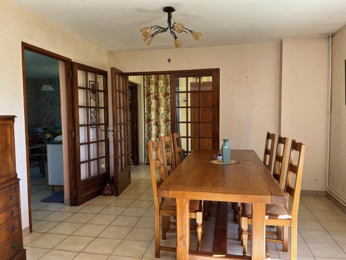 Image No.4-1 Bed Country Property for sale