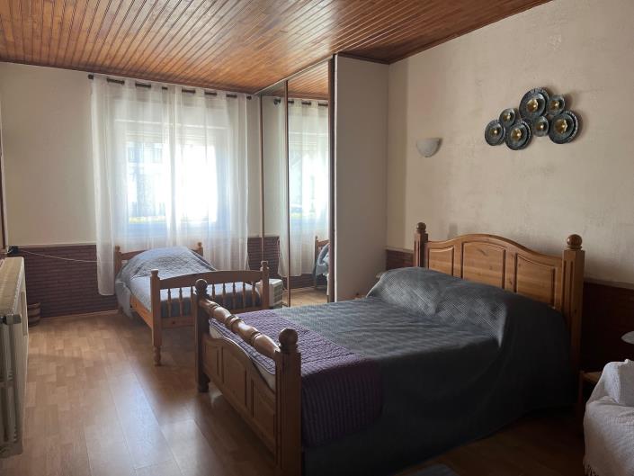 Image No.12-3 Bed Village House for sale