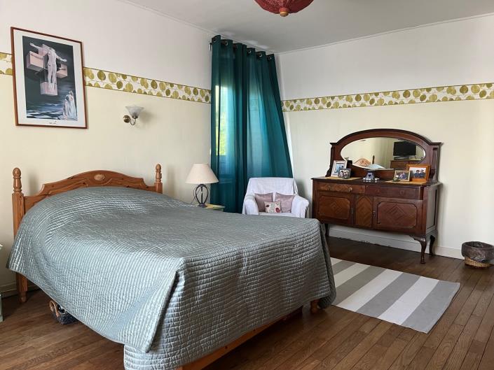 Image No.15-3 Bed Village House for sale