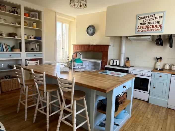 Image No.34-5 Bed Country Property for sale