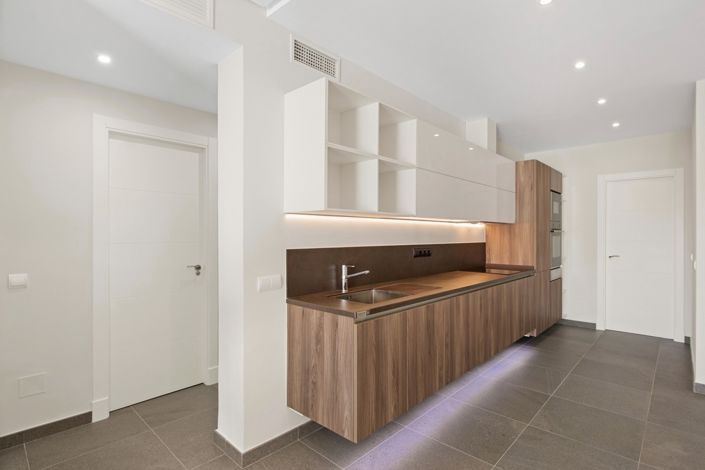 Image No.6-2 Bed Apartment for sale