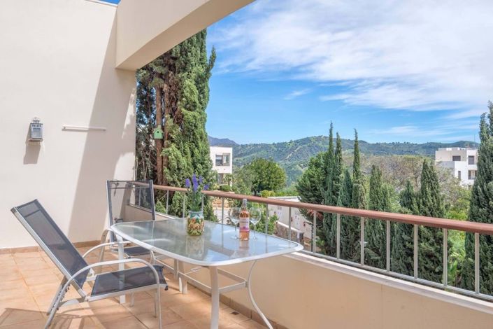Image No.1-3 Bed Apartment for sale