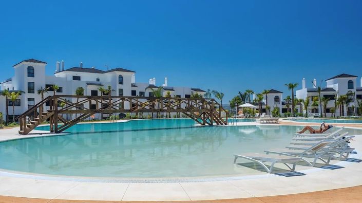 Image No.16-2 Bed Apartment for sale