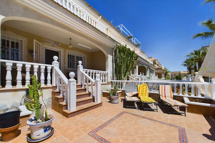 Image No.2-3 Bed Townhouse for sale