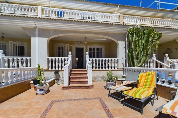 Image No.3-3 Bed Townhouse for sale