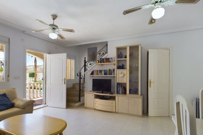 Image No.9-3 Bed Townhouse for sale