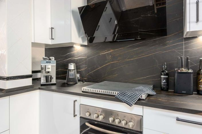 Image No.10-3 Bed Townhouse for sale