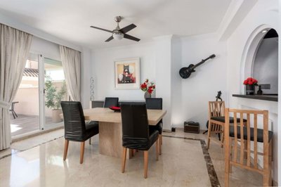 1447-512000-78d1f4f8b6655591b02d22fabb36a692d