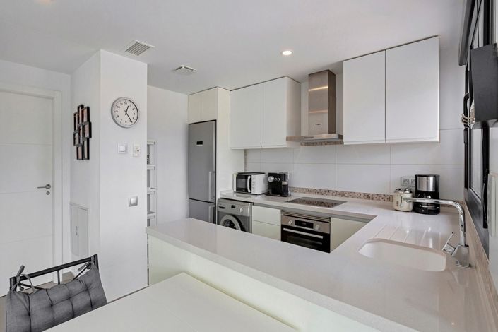 Image No.12-3 Bed Villa for sale