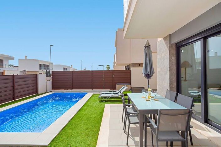 Image No.31-3 Bed Villa for sale