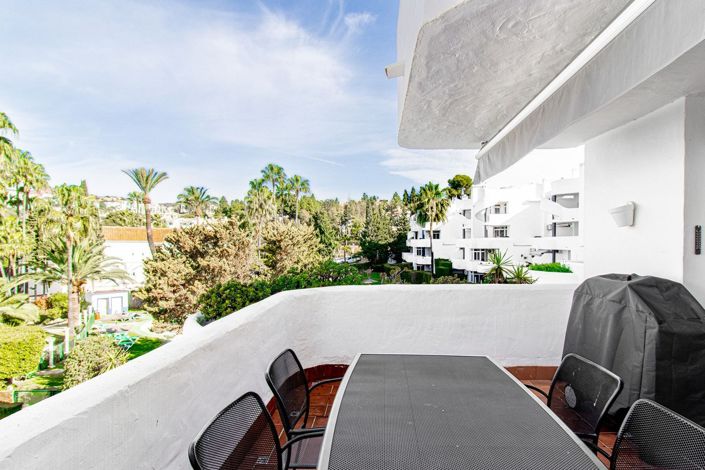 Image No.1-3 Bed Apartment for sale