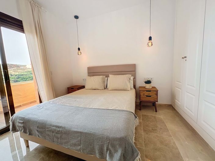 Image No.26-3 Bed Apartment for sale