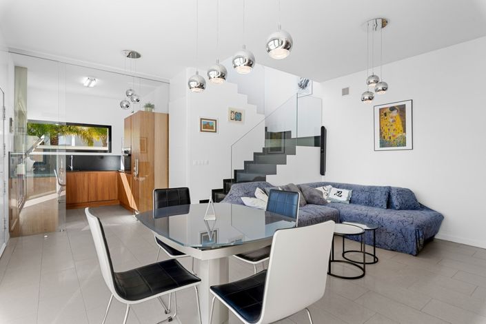 Image No.3-3 Bed Villa for sale