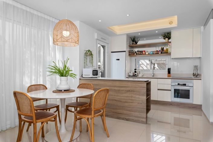 Image No.11-2 Bed Villa for sale