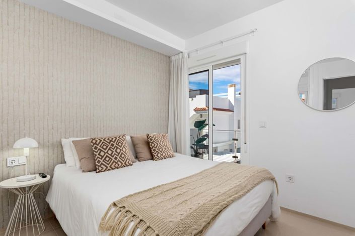 Image No.24-2 Bed Villa for sale