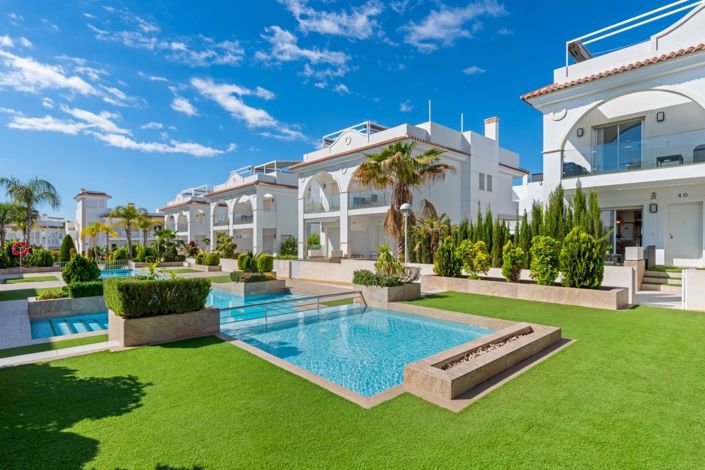 Image No.41-2 Bed Villa for sale