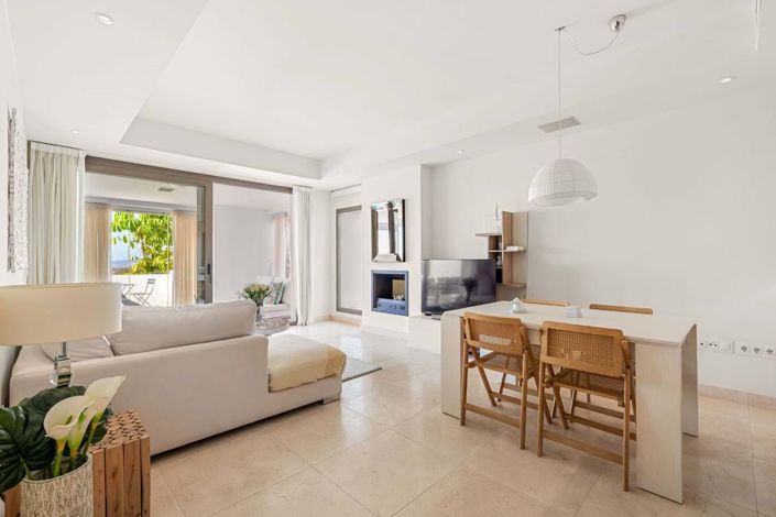 Image No.12-3 Bed Apartment for sale